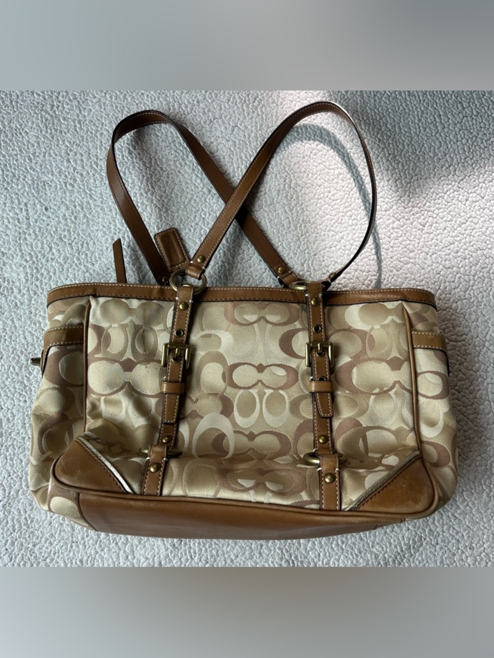 COACH SIGNATURE CANVAS TOTE BAG GOLD - Picture 2 of 10